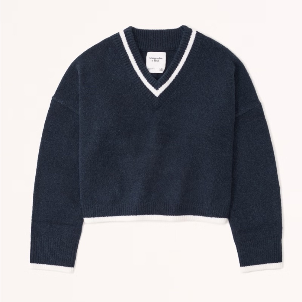 Abercrombie Wedge V-Neck Sweater